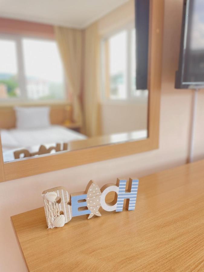 Family Hotel Morska Zvezda Balchik Esterno foto