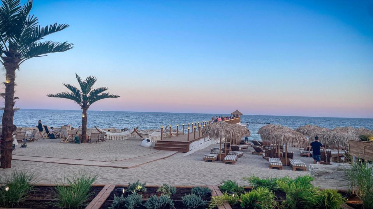 Family Hotel Morska Zvezda Balchik Esterno foto