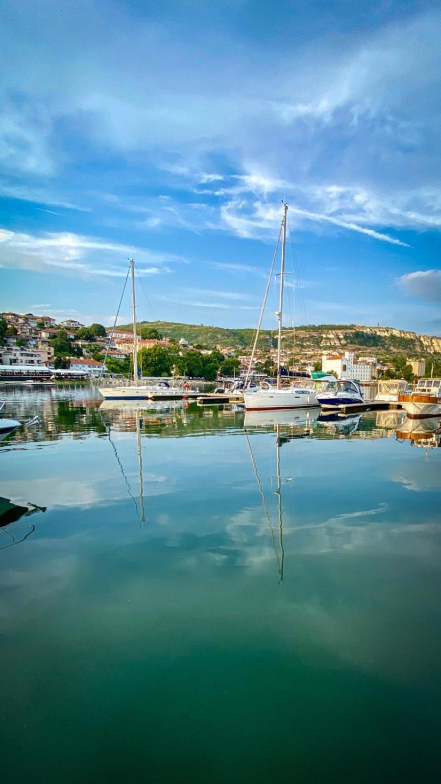 Family Hotel Morska Zvezda Balchik Esterno foto