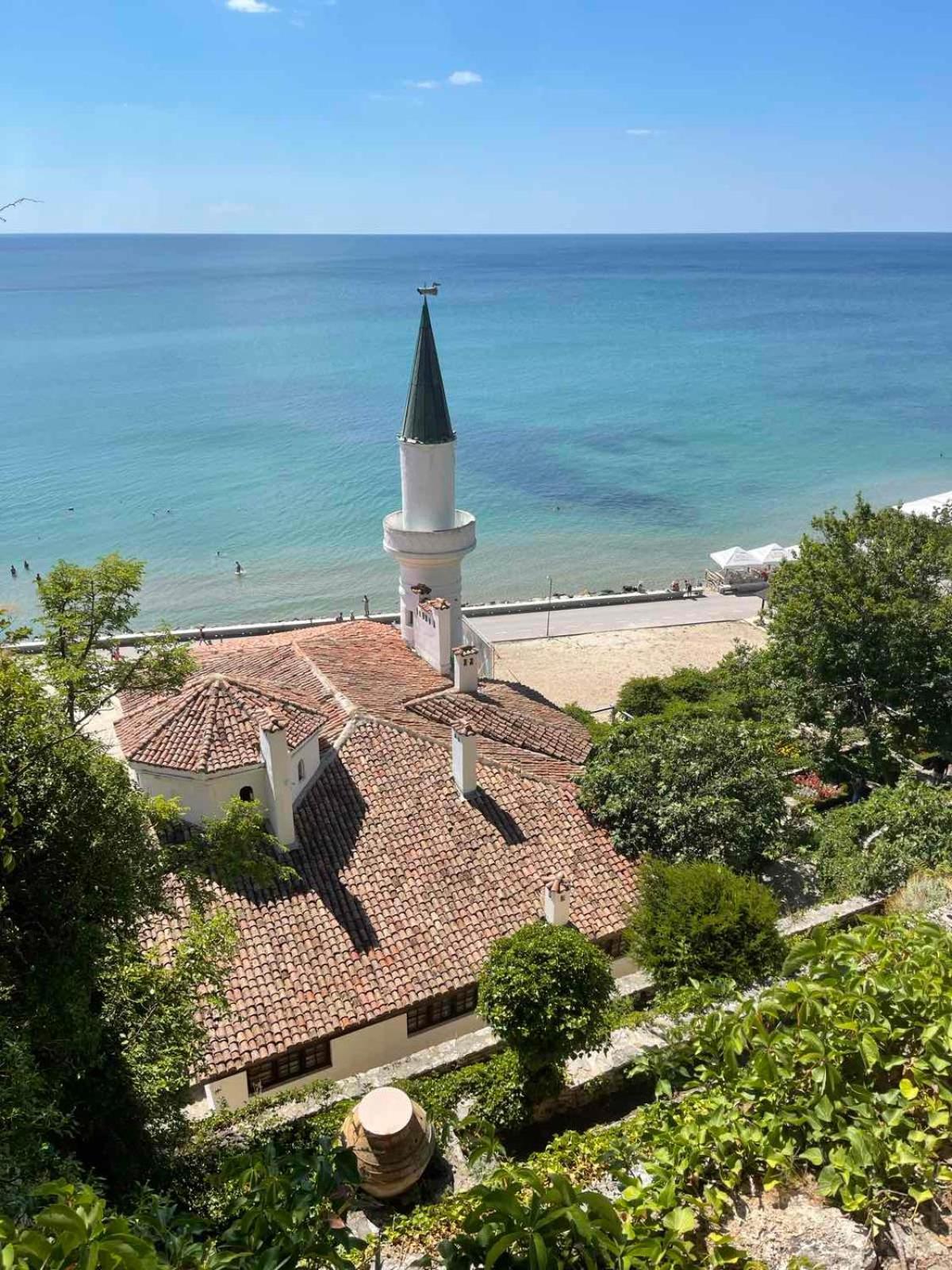 Family Hotel Morska Zvezda Balchik Esterno foto